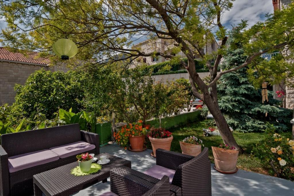 Apartment In Bol With Seaview, Terrace, Air Condition, Wifi Екстер'єр фото